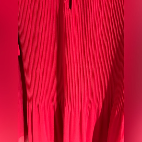 Ann Taylor Pleated Red Blouse Ruffle Sleeve Size XSP - Picture 4 of 5